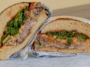 A2. Classic Burger