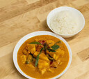 E4. Pineapple Red Curry