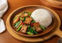 D5. Crispy Pork With Chinese Broccoli